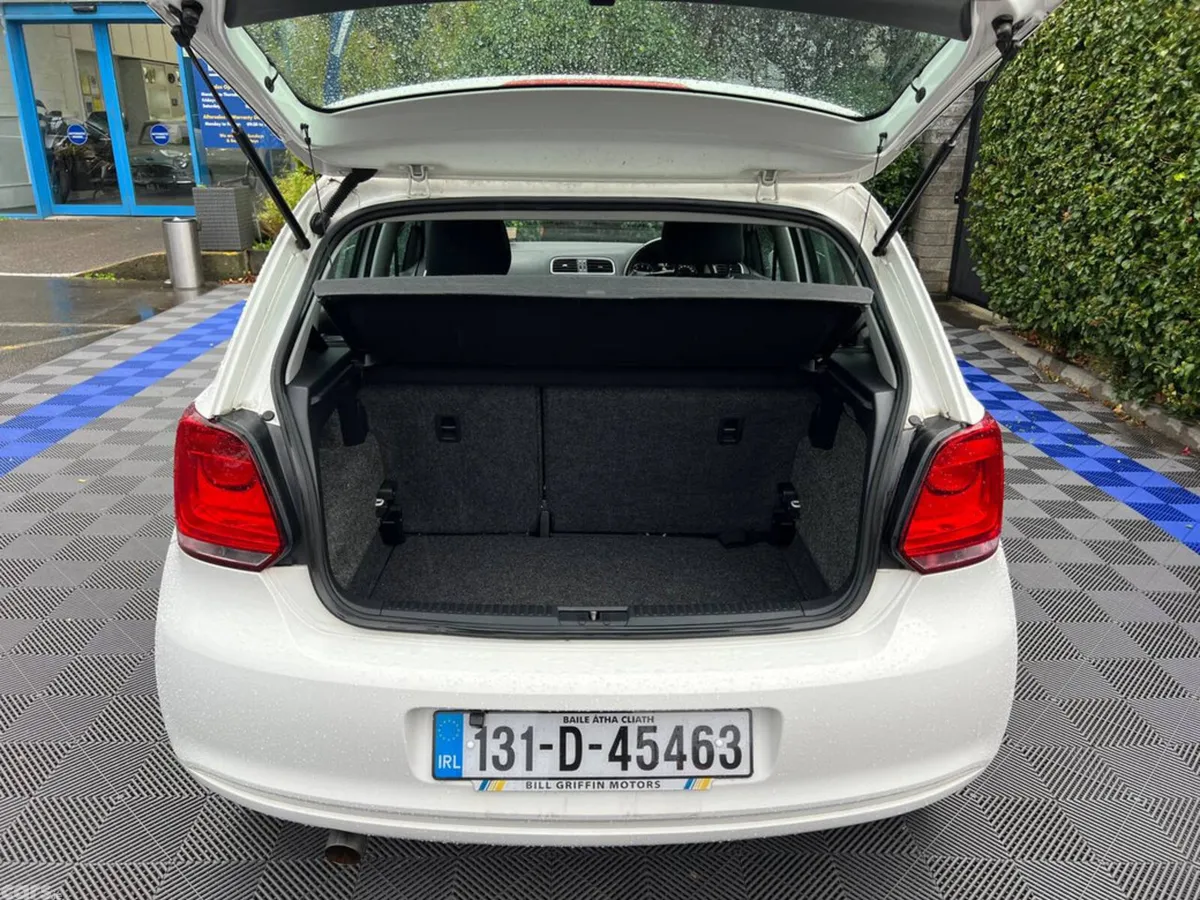 Volkswagen Polo Hatchback, Petrol, 2013, White