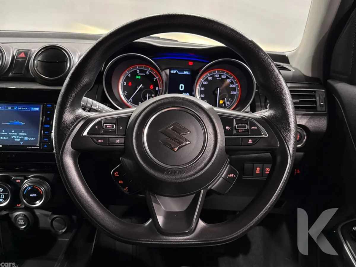 Suzuki Swift Hatchback, Petrol Hybrid, 2021, White