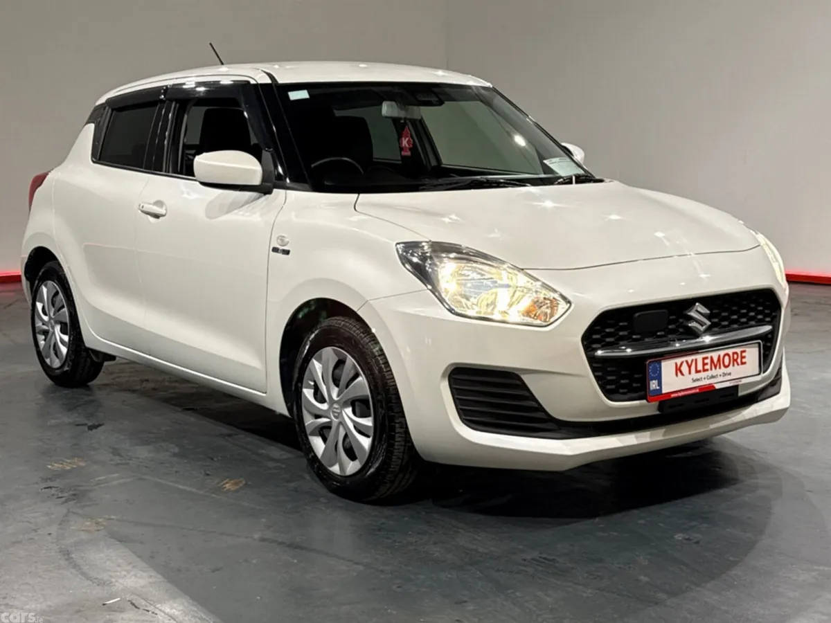 Suzuki Swift Hatchback, Petrol Hybrid, 2021, White