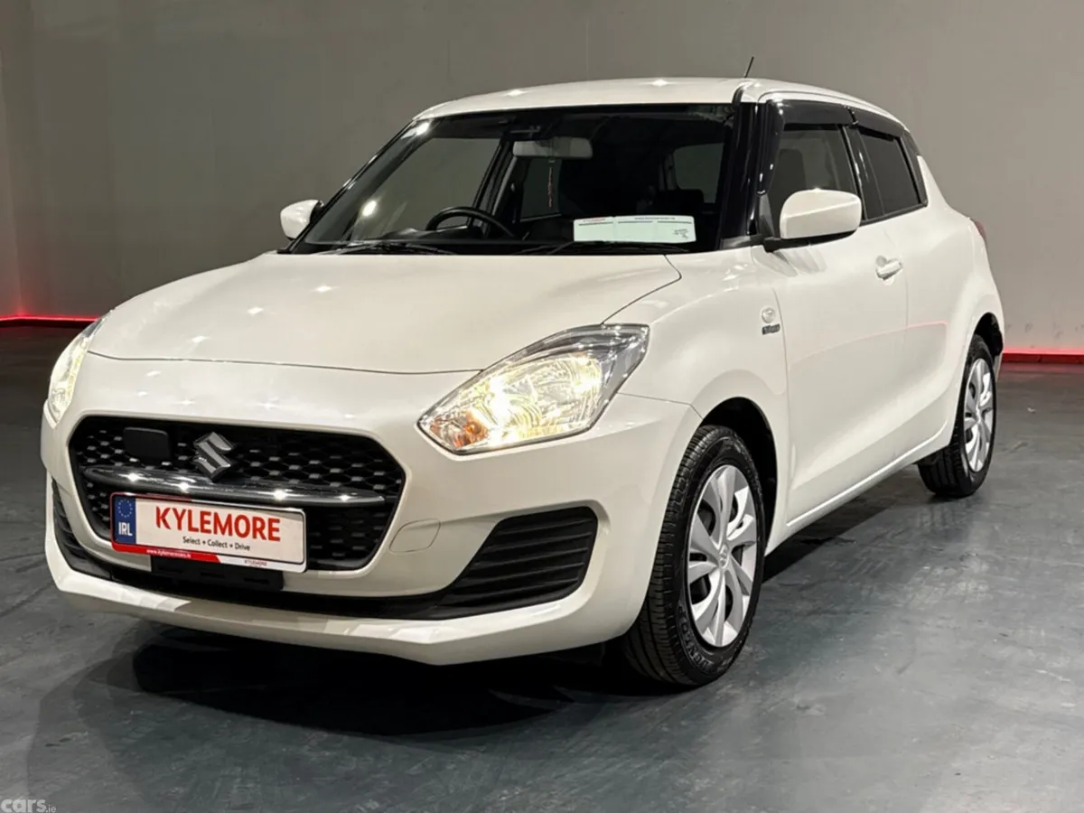 Suzuki Swift Hatchback, Petrol Hybrid, 2021, White