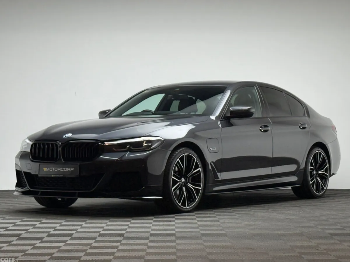 BMW 5-Series Saloon, Petrol Plug-in Hybrid, 2021, Grey