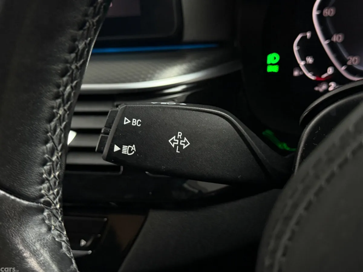 BMW 5-Series Saloon, Petrol Plug-in Hybrid, 2021, Grey