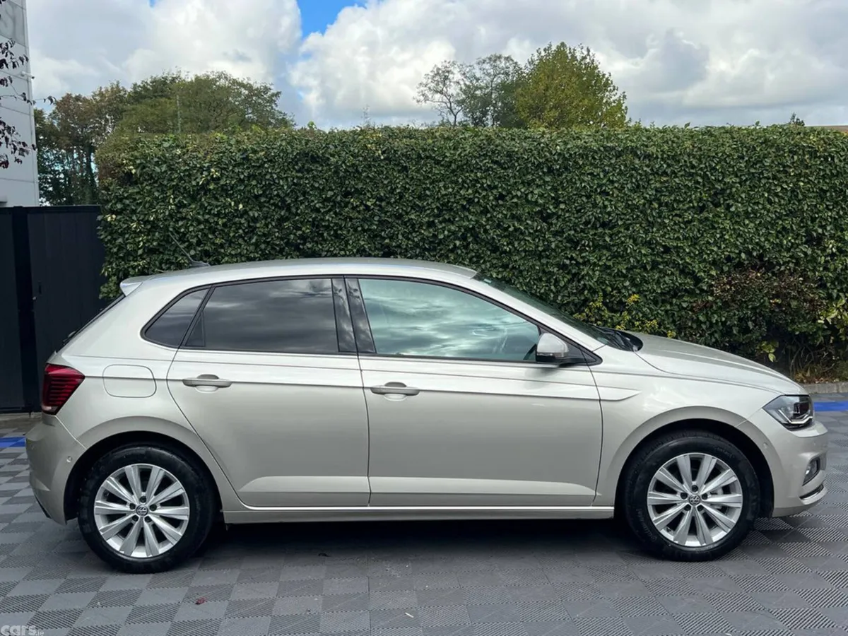 Volkswagen Polo Hatchback, Petrol, 2019, Gold