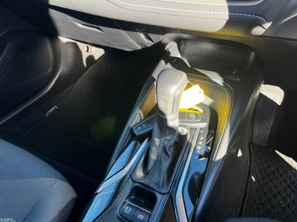 Toyota Corolla Estate, Petrol Hybrid, 2022, White
