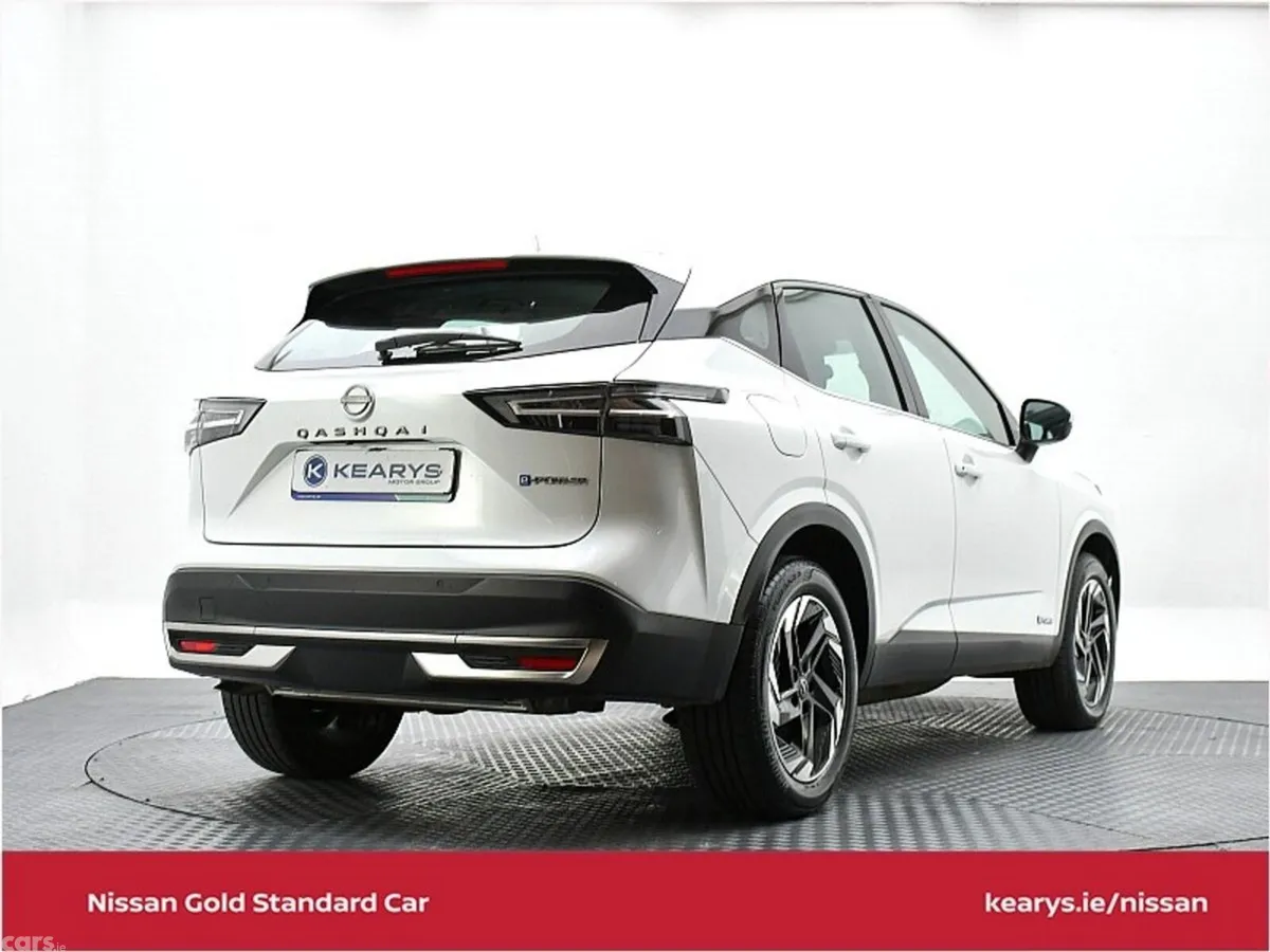 Nissan Qashqai SUV, Petrol Hybrid, 2026, White