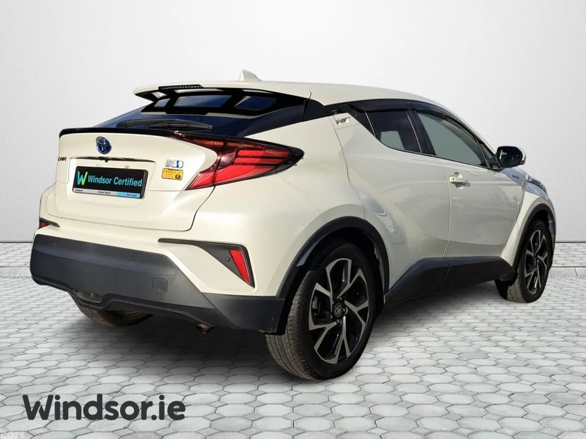 Toyota C-HR SUV, Petrol Hybrid, 2020, White