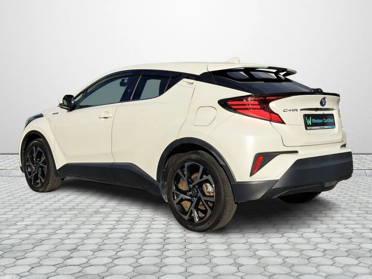 Toyota C-HR SUV, Petrol Hybrid, 2020, White