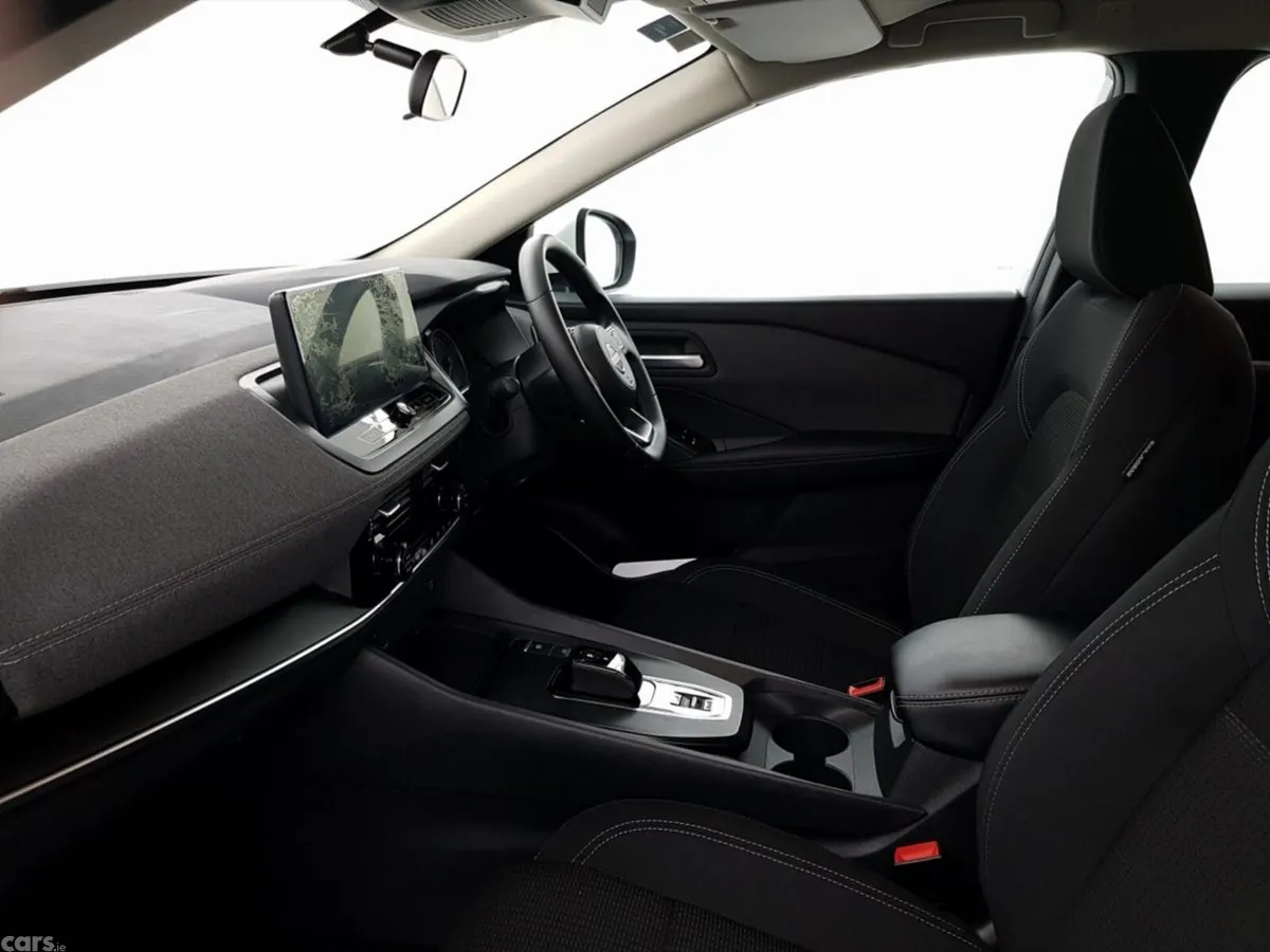 Nissan Qashqai MPV, Petrol Hybrid, 2026, White