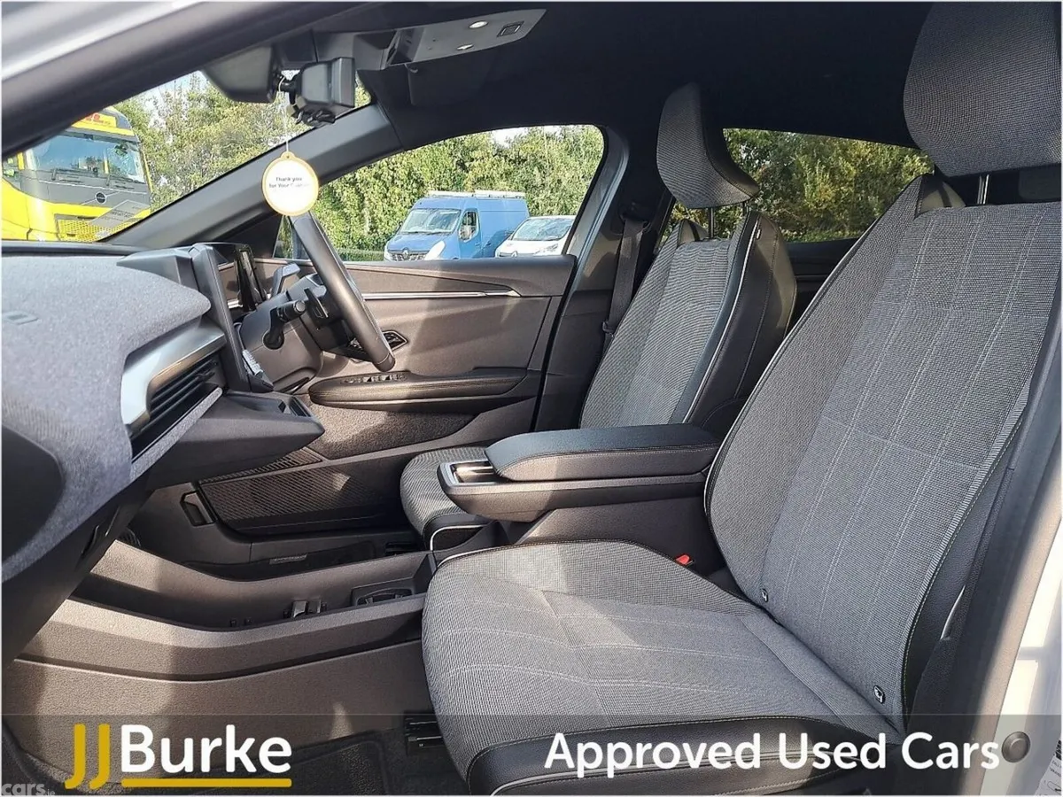 Renault Megane E-Tech Hatchback, Electric, 2023, Grey