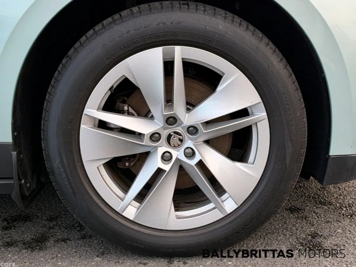Skoda Enyaq Estate, Electric, 2023, Grey
