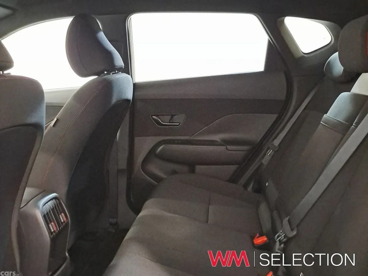 Hyundai KONA Hatchback, Electric, 2026, White