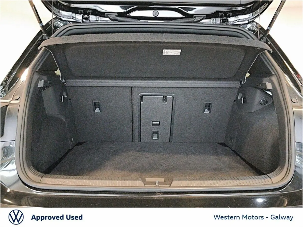 Volkswagen Golf Estate, Diesel, 2024, Black