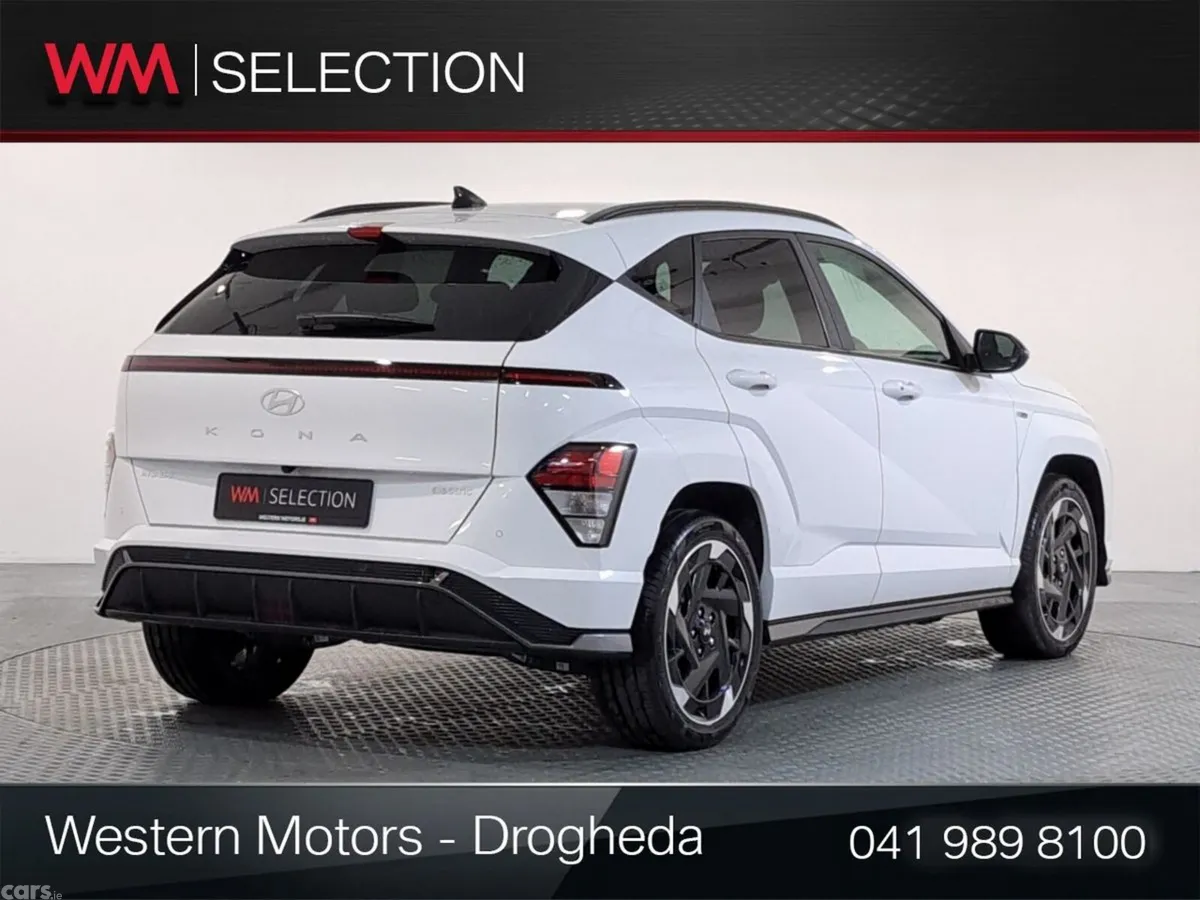 Hyundai KONA Hatchback, Electric, 2026, White