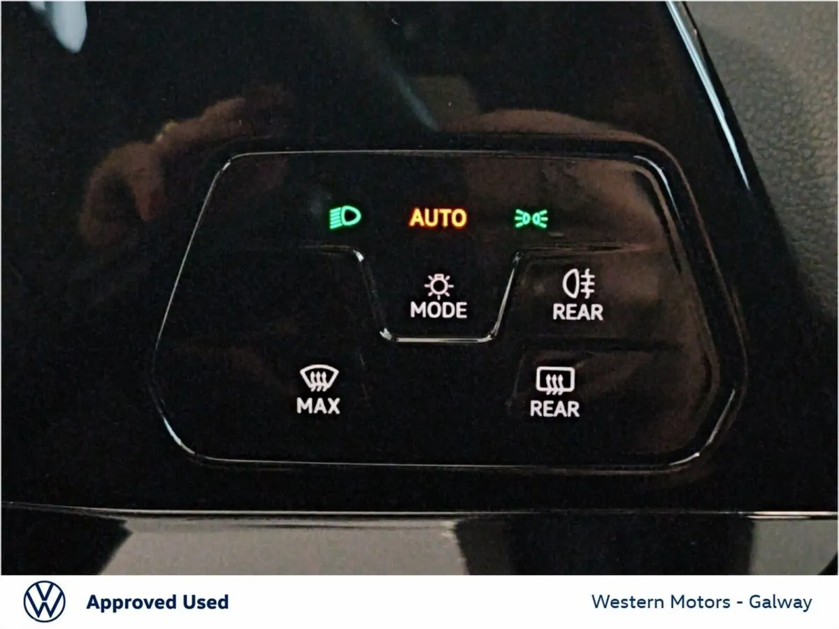 Volkswagen Golf Estate, Diesel, 2024, Black