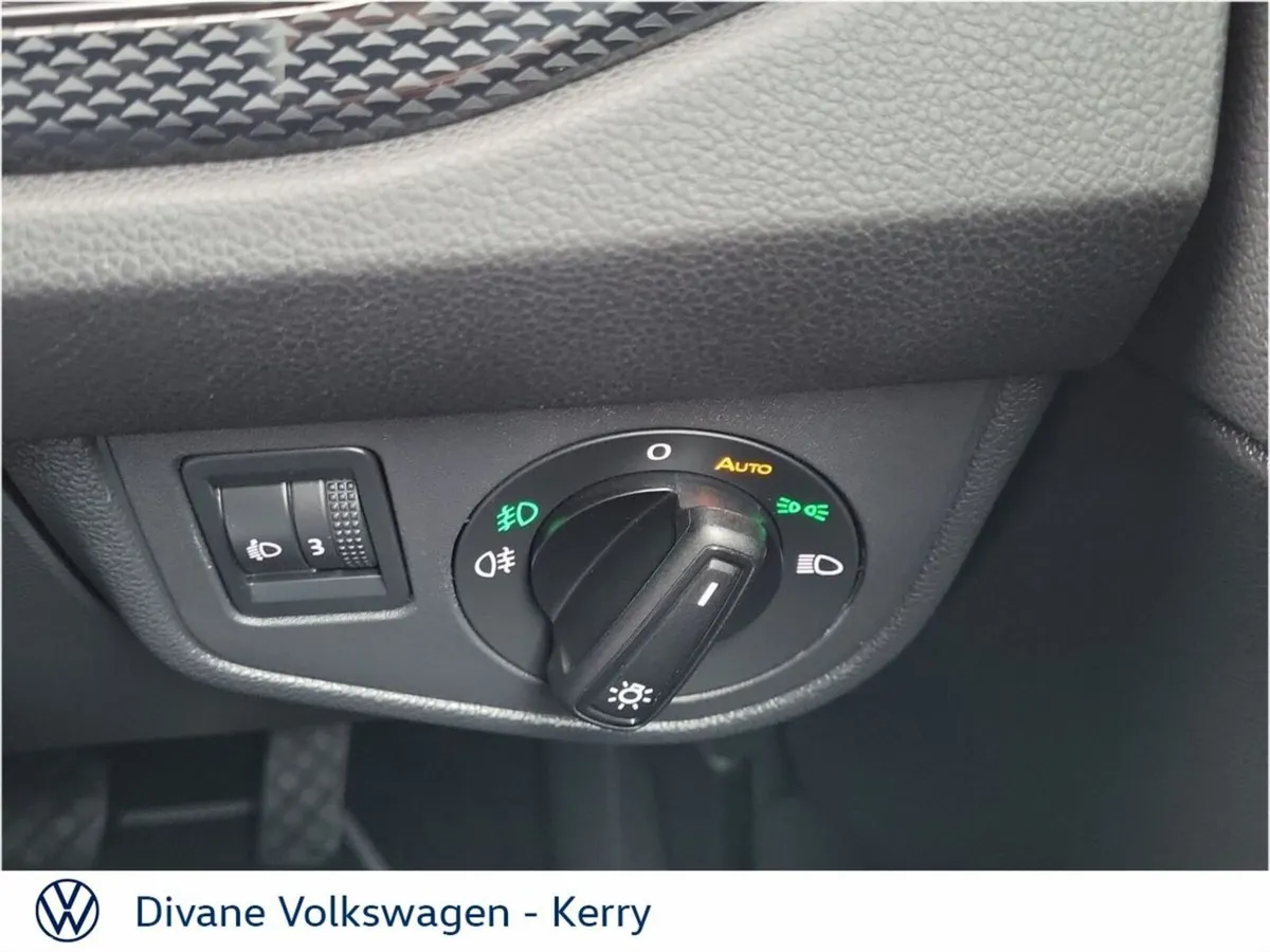 Volkswagen Polo Hatchback, Petrol, 2026, Silver
