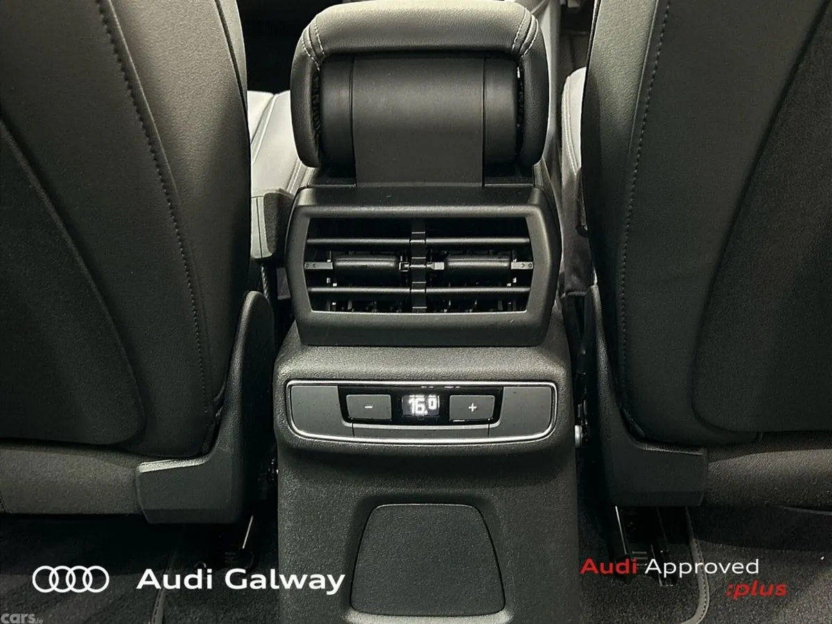 Audi Q4 e-tron SUV, Electric, 2024, White