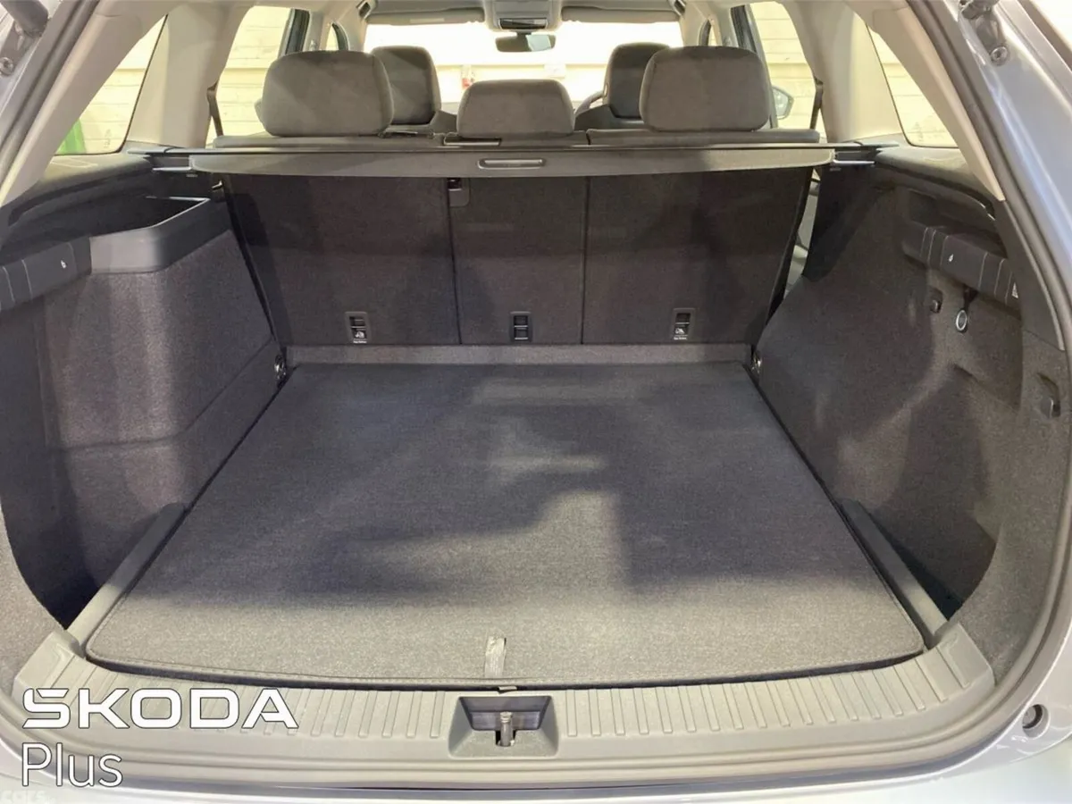 Skoda Kodiaq SUV, Petrol Plug-in Hybrid, 2026, Grey