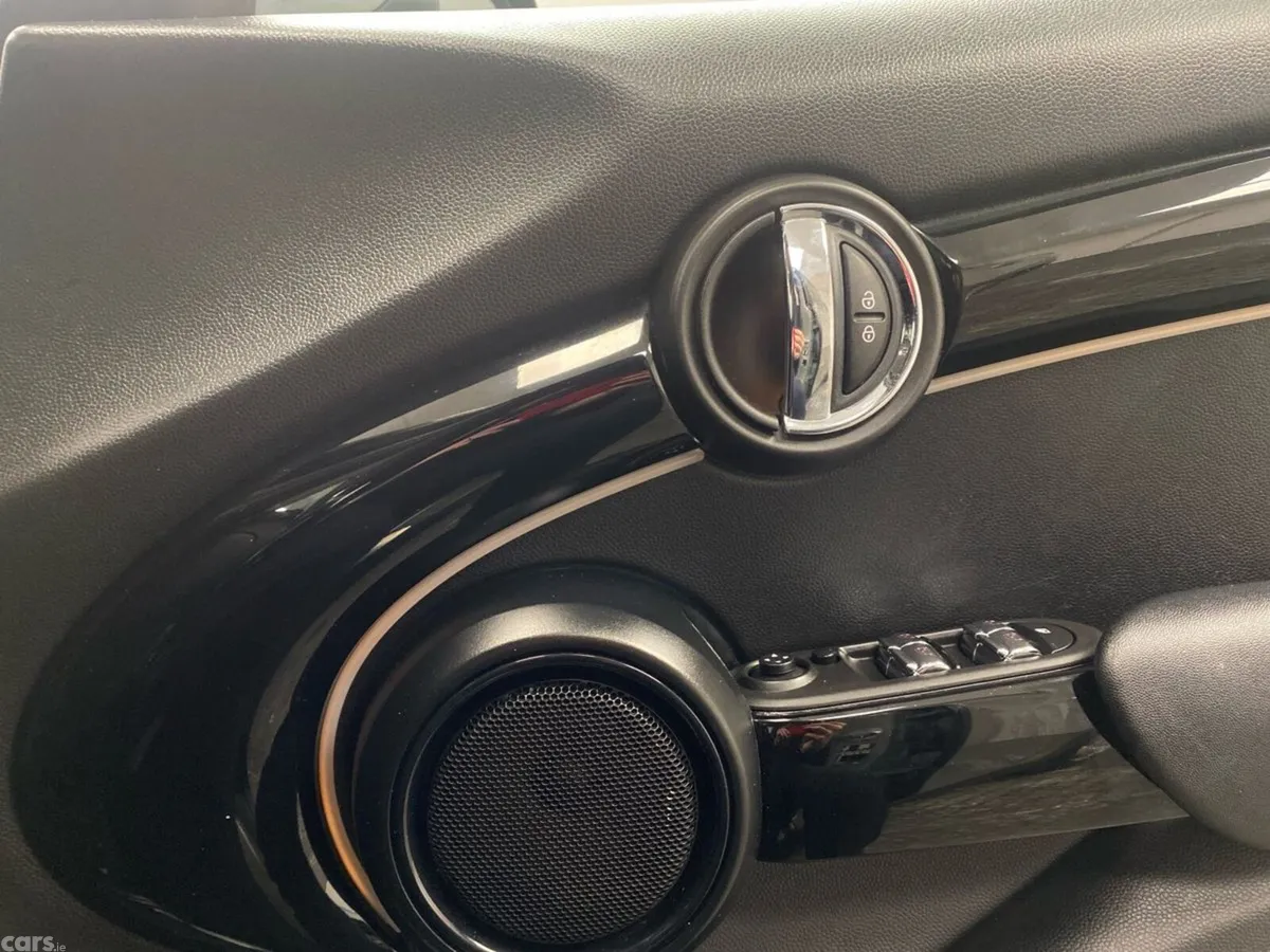 Mini Cooper Hatchback, Petrol, 2022, Grey