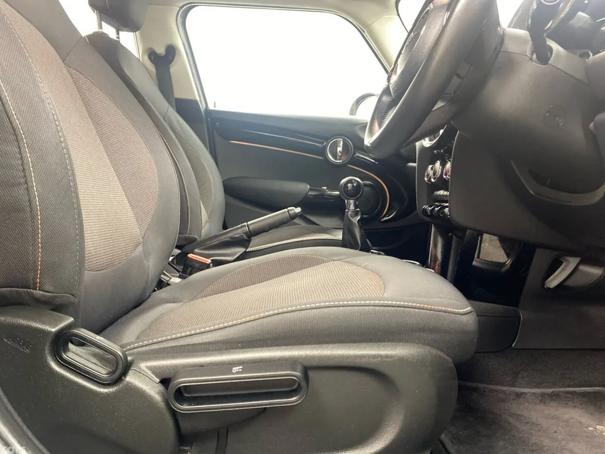 Mini Cooper Hatchback, Petrol, 2022, Grey