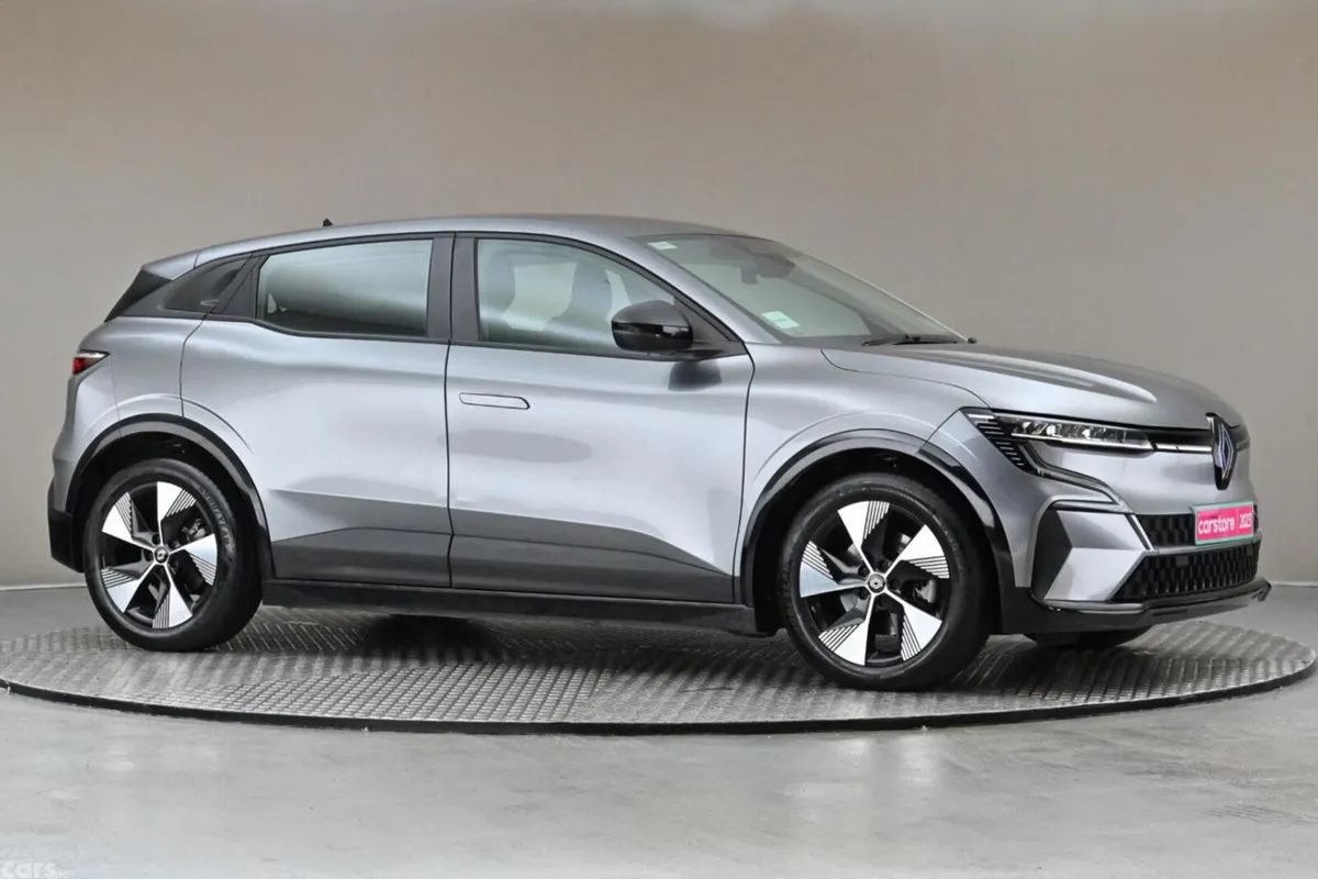 Renault Megane Hatchback, Electric, 2023, Grey