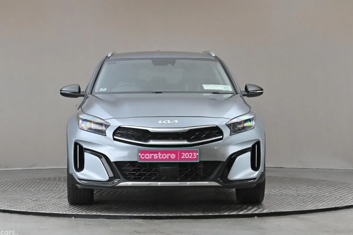 Kia XCeed SUV, Petrol Plug-in Hybrid, 2023, Grey