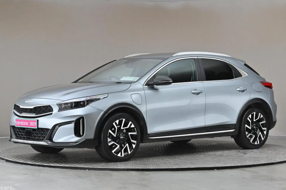 Kia XCeed SUV, Petrol Plug-in Hybrid, 2023, Grey