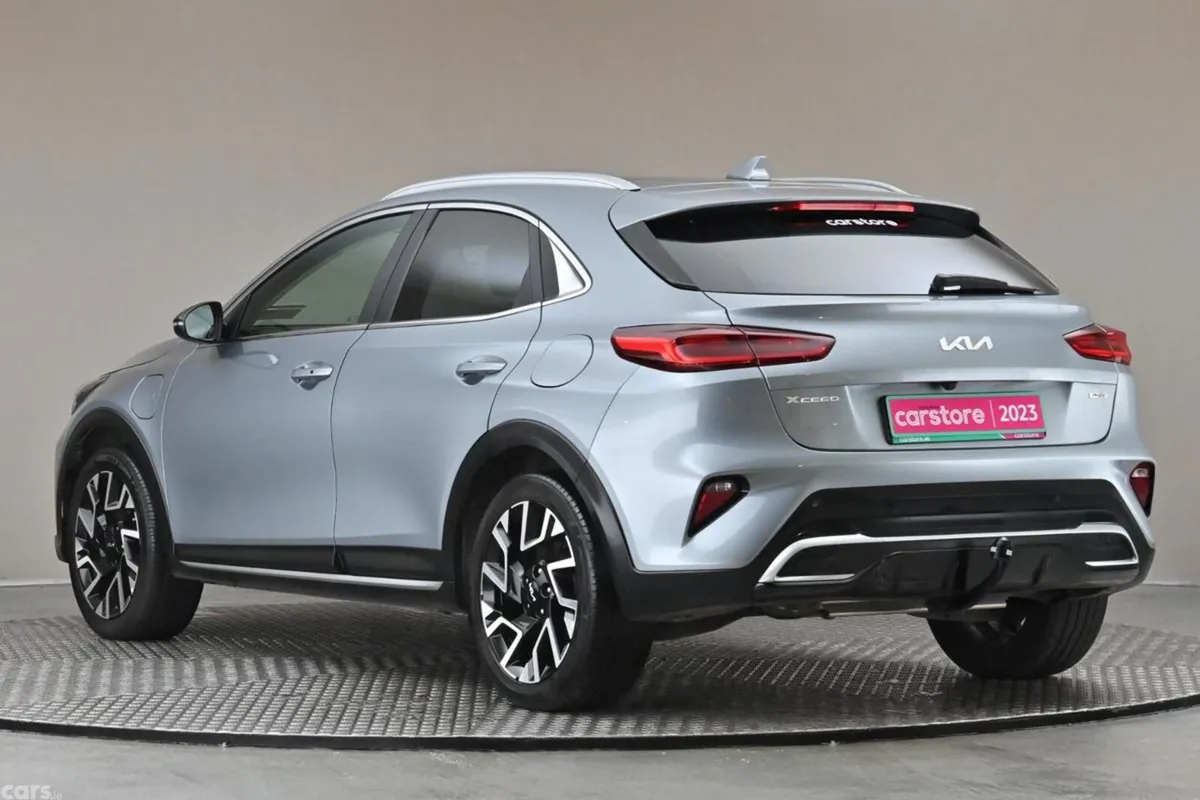Kia XCeed SUV, Petrol Plug-in Hybrid, 2023, Grey