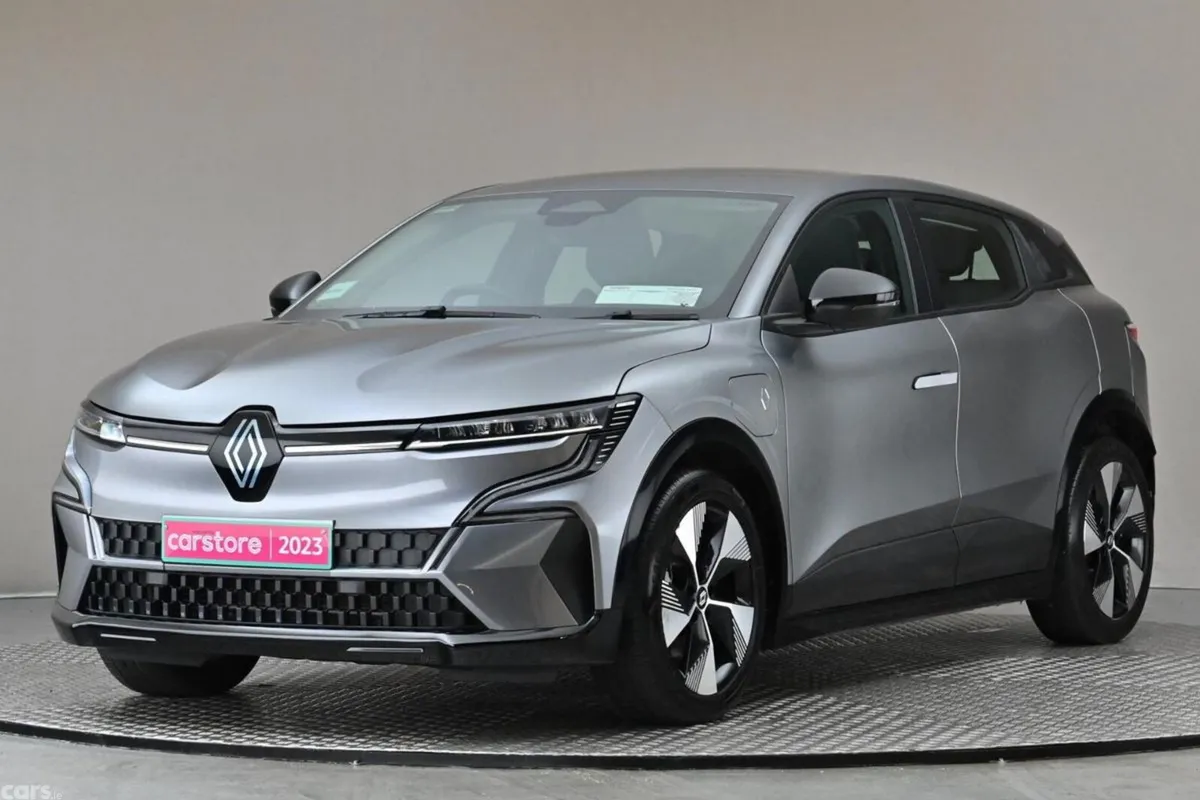 Renault Megane Hatchback, Electric, 2023, Grey