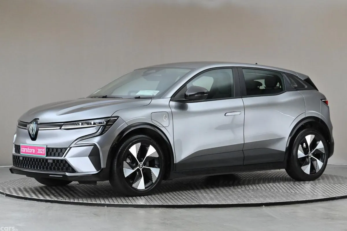 Renault Megane Hatchback, Electric, 2023, Grey