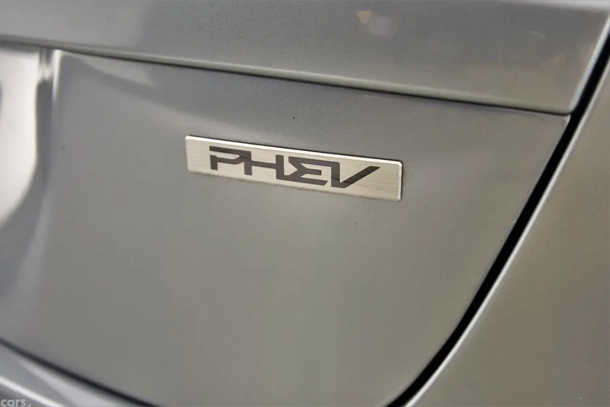 Kia XCeed SUV, Petrol Plug-in Hybrid, 2023, Grey