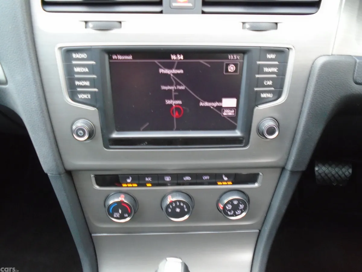 Volkswagen Golf Hatchback, Diesel, 2017, Silver