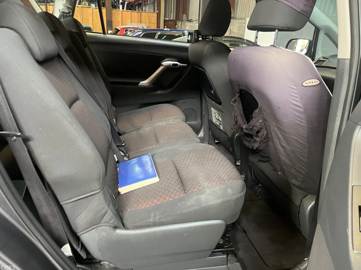 Toyota Verso MPV, Diesel, 2011, Grey