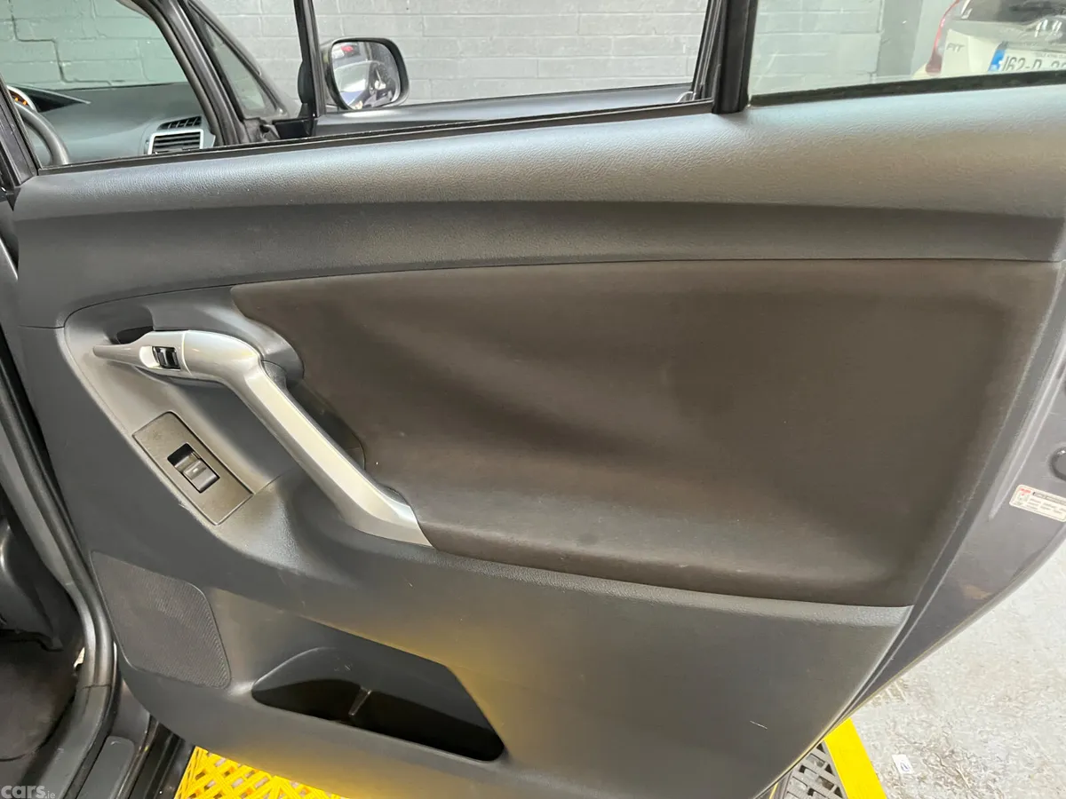 Toyota Verso MPV, Diesel, 2011, Grey