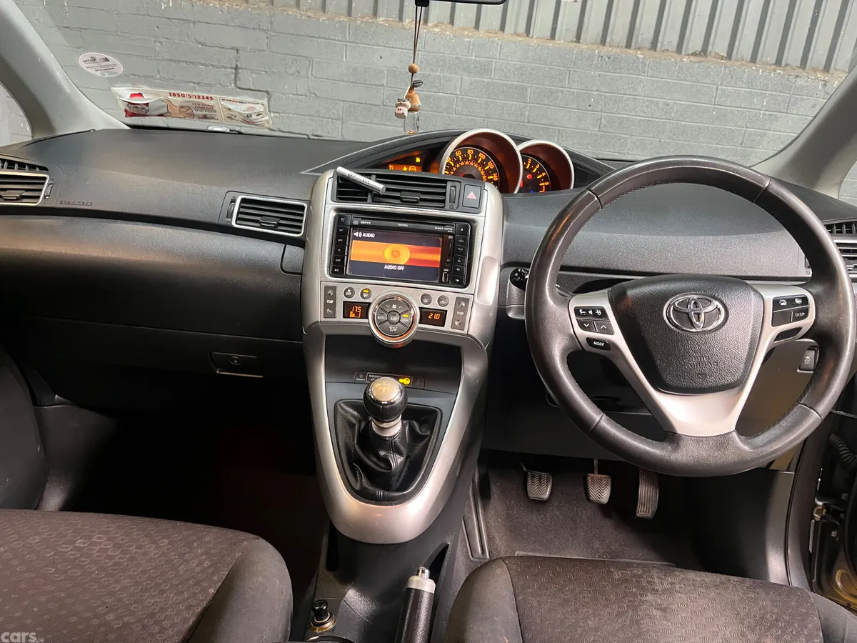 Toyota Verso MPV, Diesel, 2011, Grey