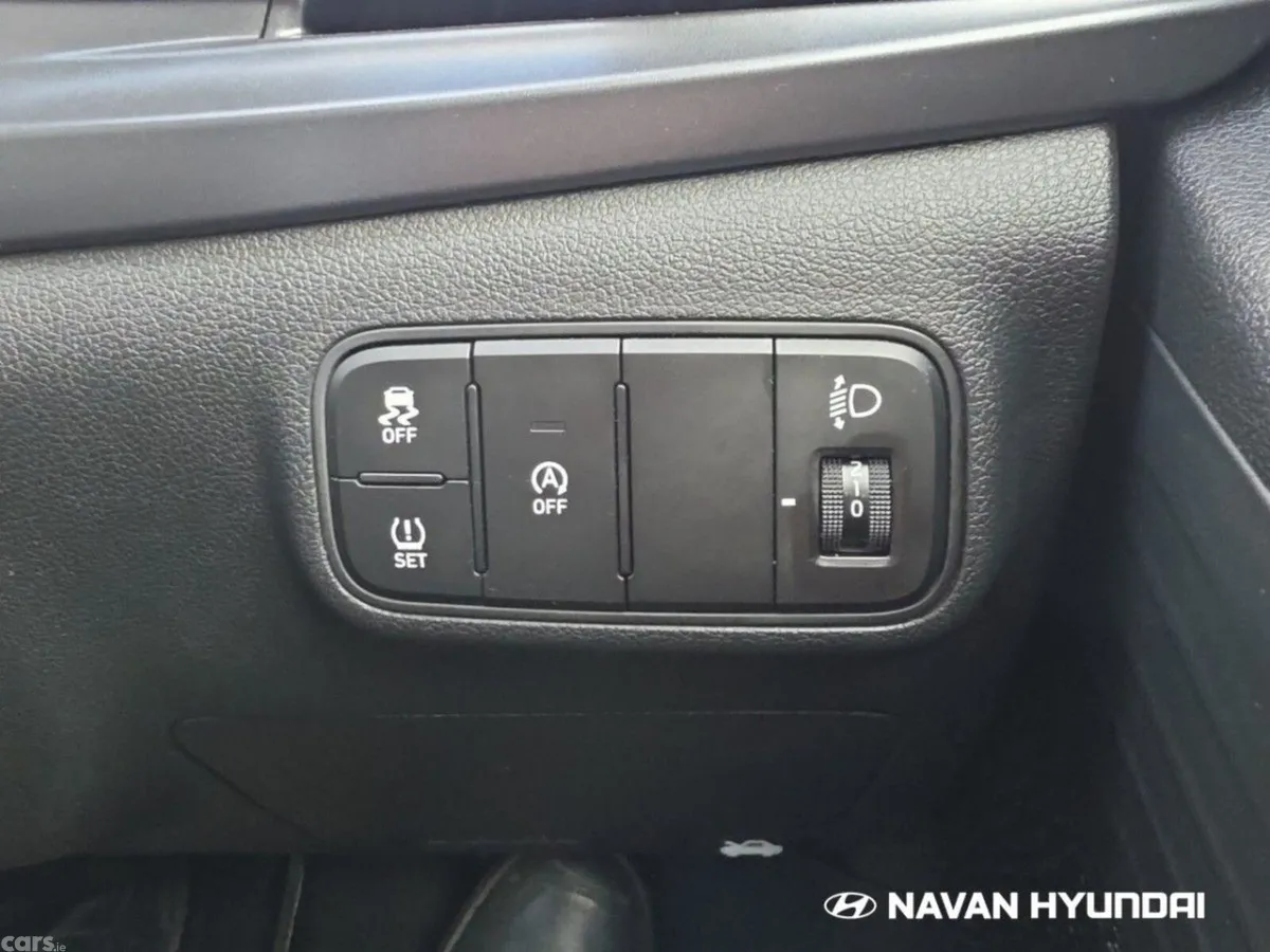 Hyundai i20 Hatchback, Petrol, 2026, Black