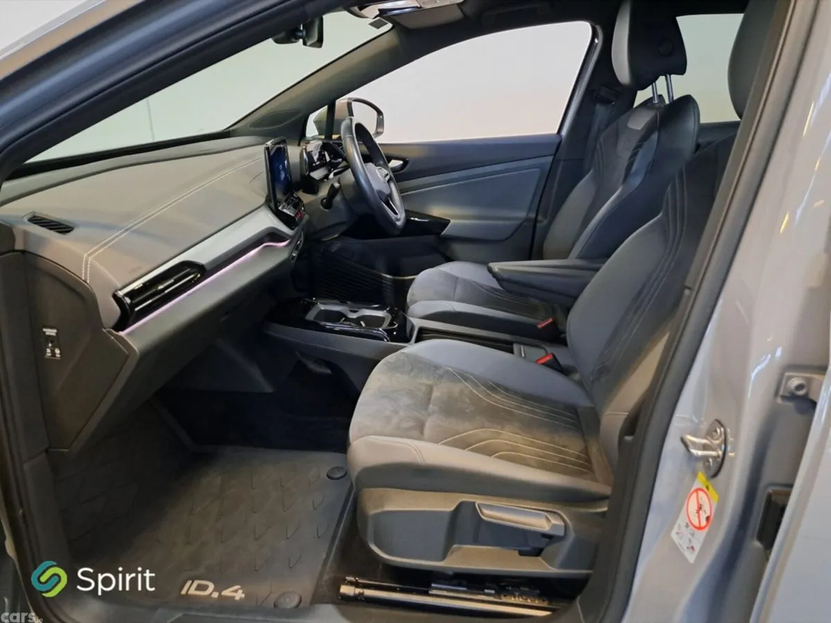 Volkswagen ID.4 SUV, Electric, 2023, Grey