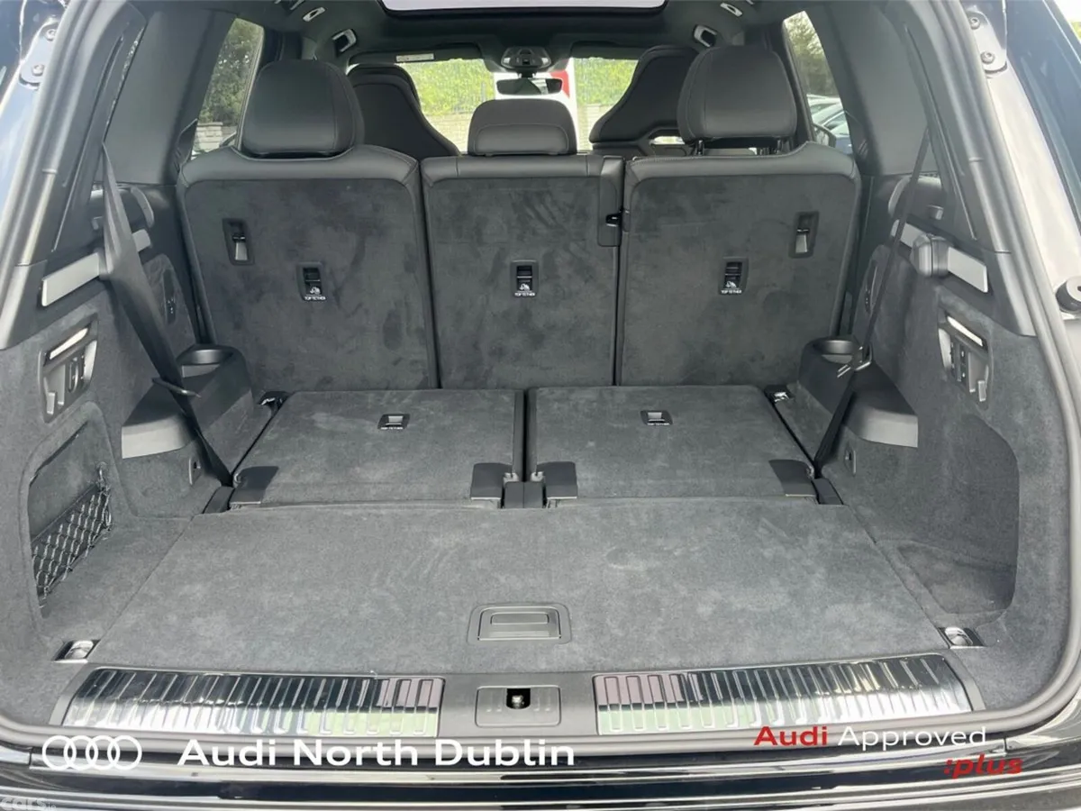 Audi Q7 SUV, Diesel, 2027, Black