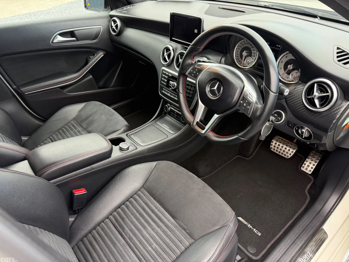 Mercedes-Benz A-Class Hatchback, Petrol, 2014, White