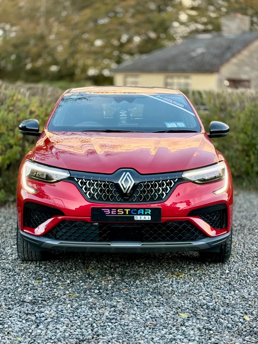 Renault Arkana Hatchback, Petrol, 2024, Red