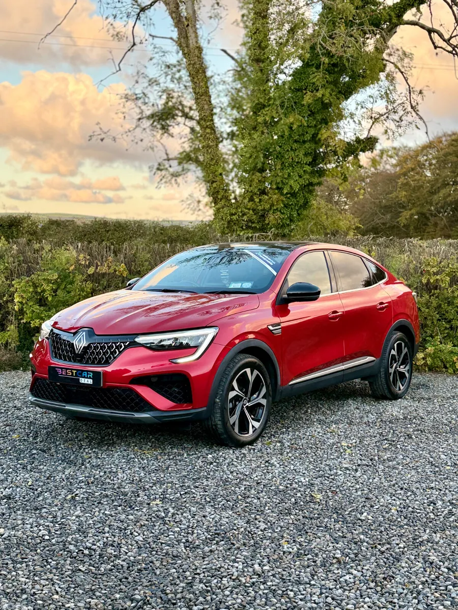 Renault Arkana Hatchback, Petrol, 2024, Red