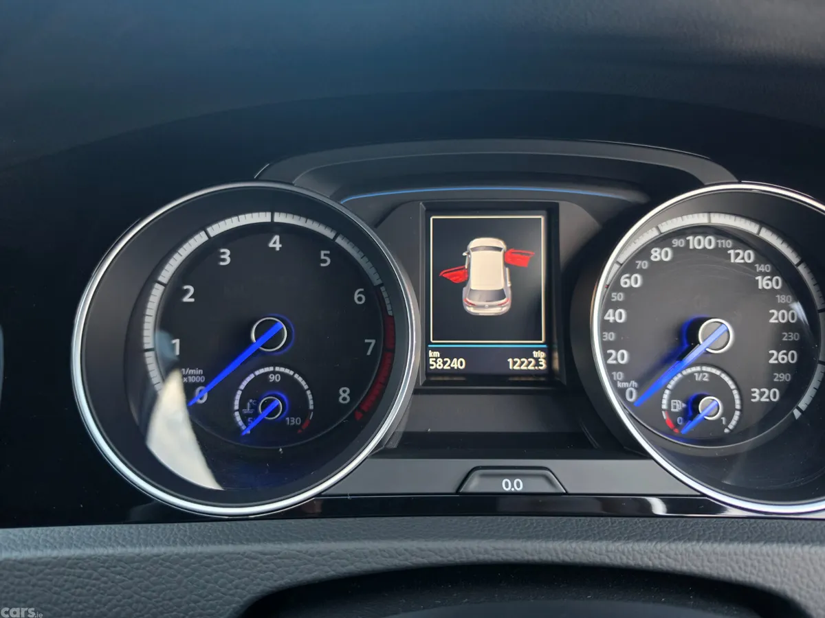 Volkswagen Golf Hatchback, Petrol, 2017, Blue