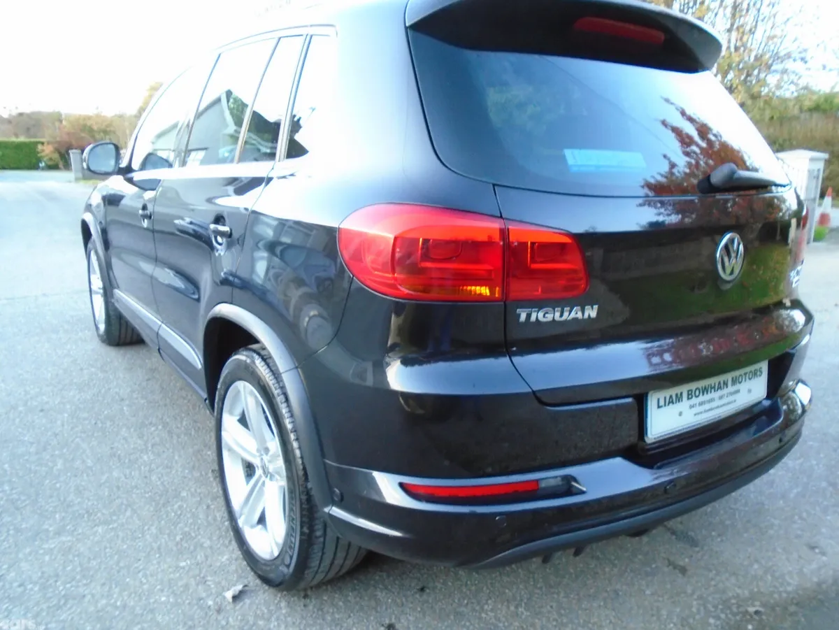 Volkswagen Tiguan SUV, Diesel, 2015, Black