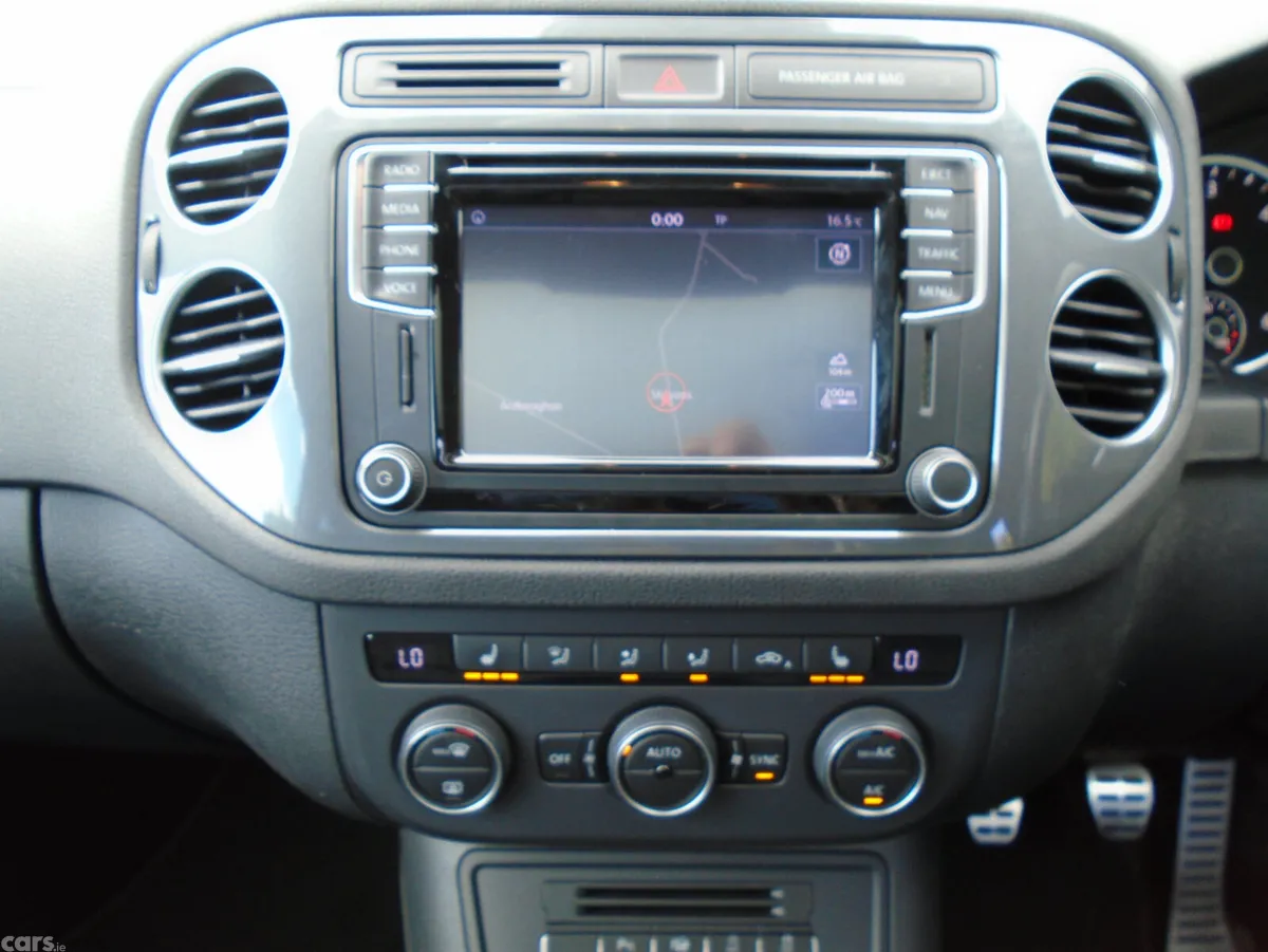 Volkswagen Tiguan SUV, Diesel, 2015, Black