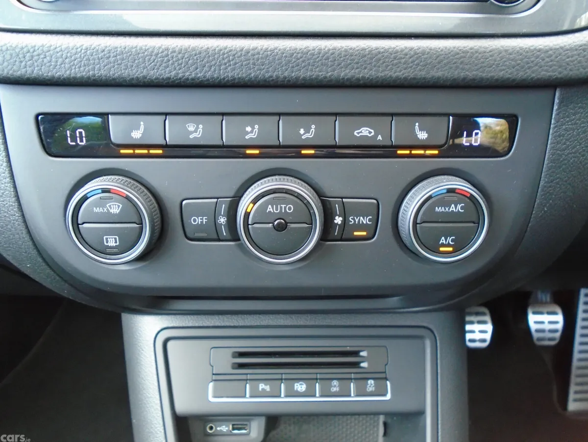 Volkswagen Tiguan SUV, Diesel, 2015, Black