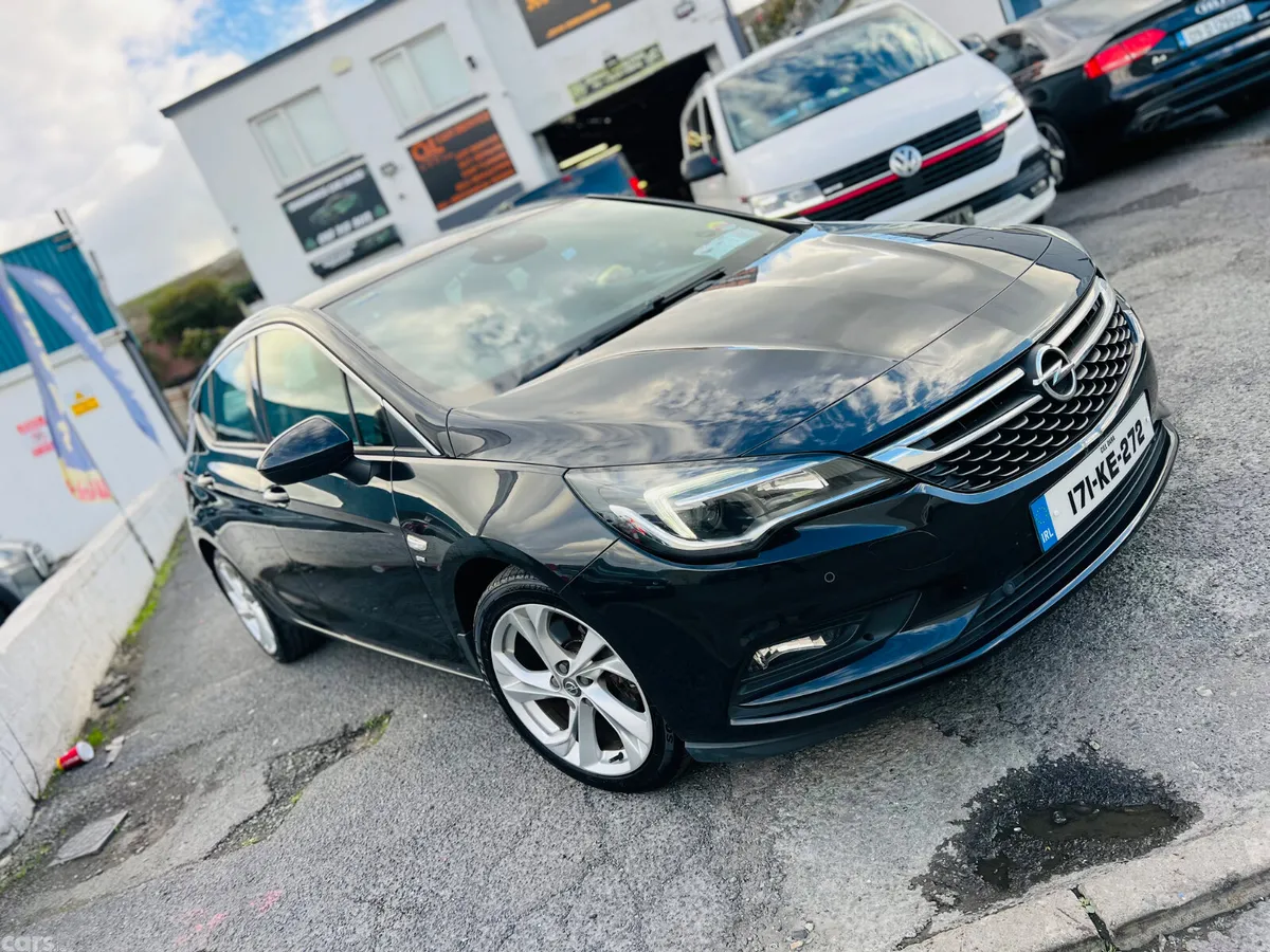 Opel Astra Hatchback, Diesel, 2017, Black