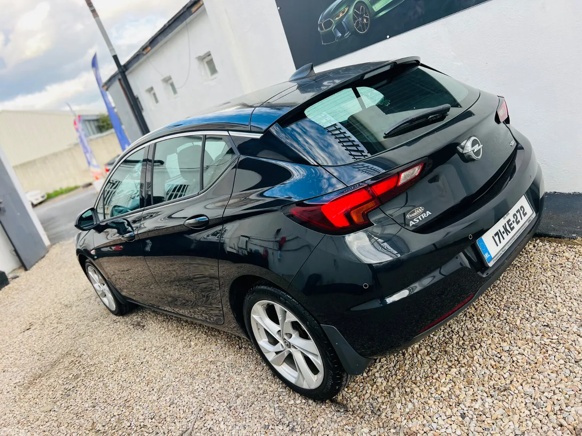 Opel Astra Hatchback, Diesel, 2017, Black