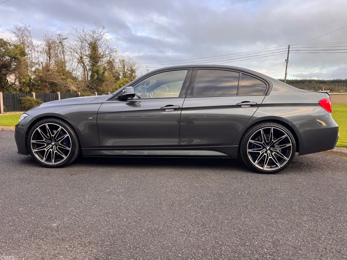 BMW 3-Series Saloon, Diesel, 2017, Grey