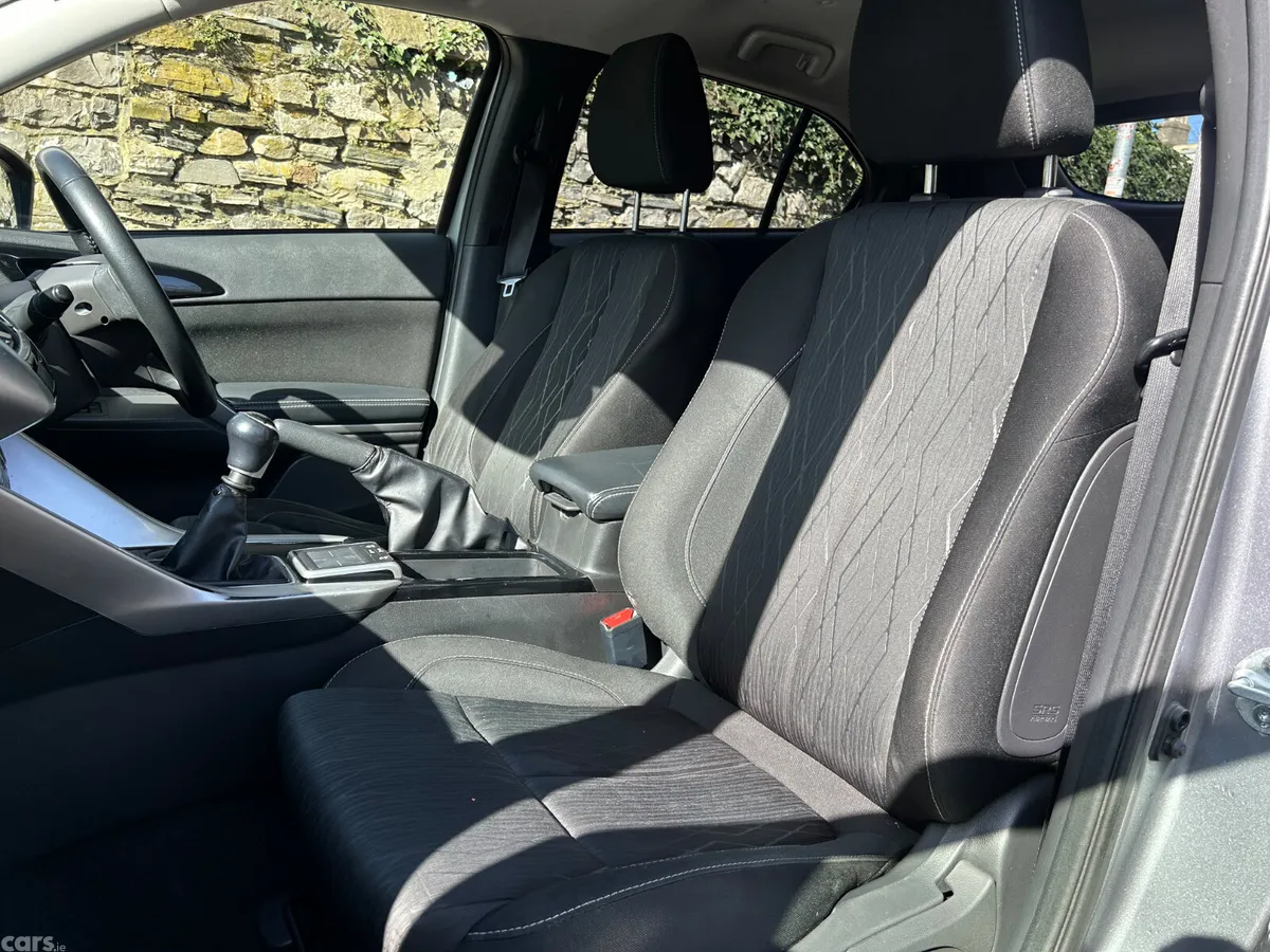Mitsubishi Eclipse Cross Estate/Jeep, Petrol, 2019, Grey