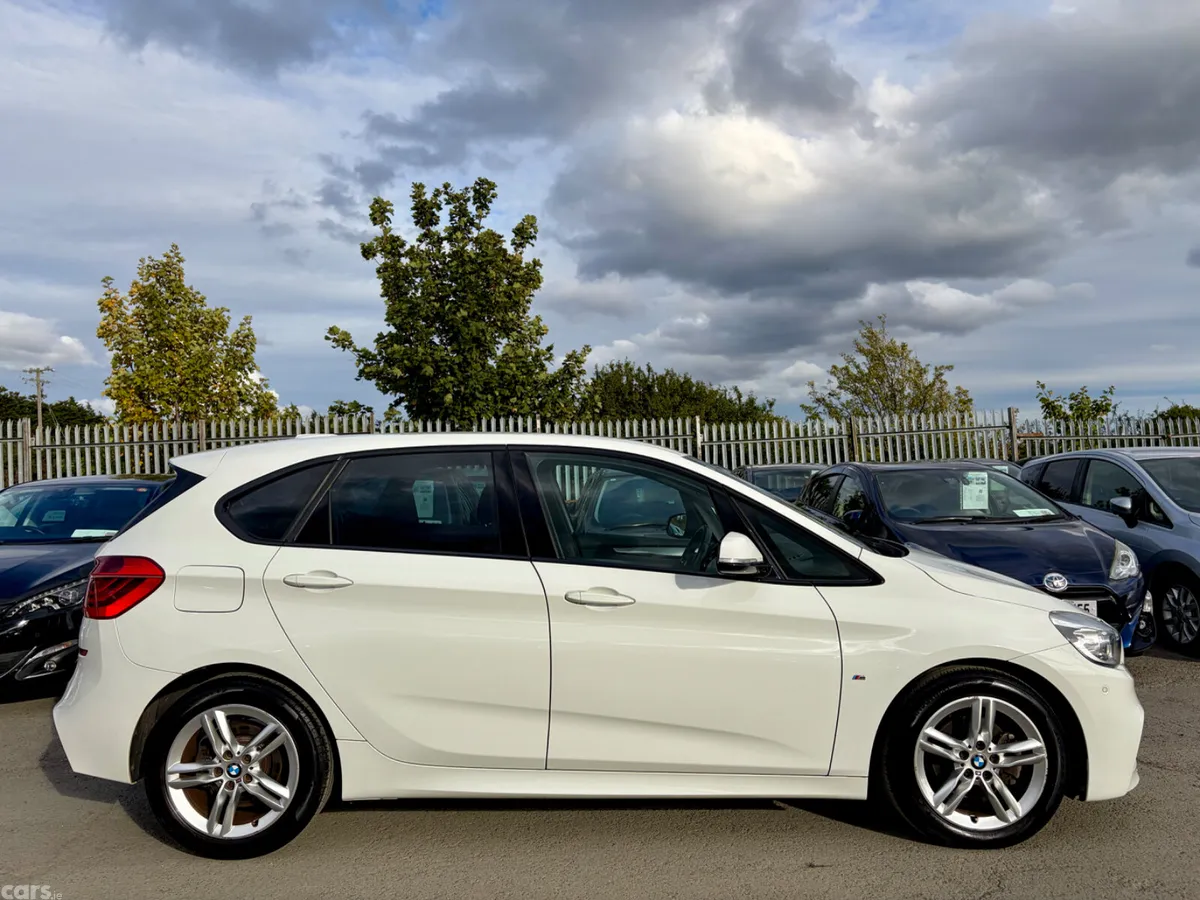 BMW 2-Series Hatchback, Diesel, 2018, White
