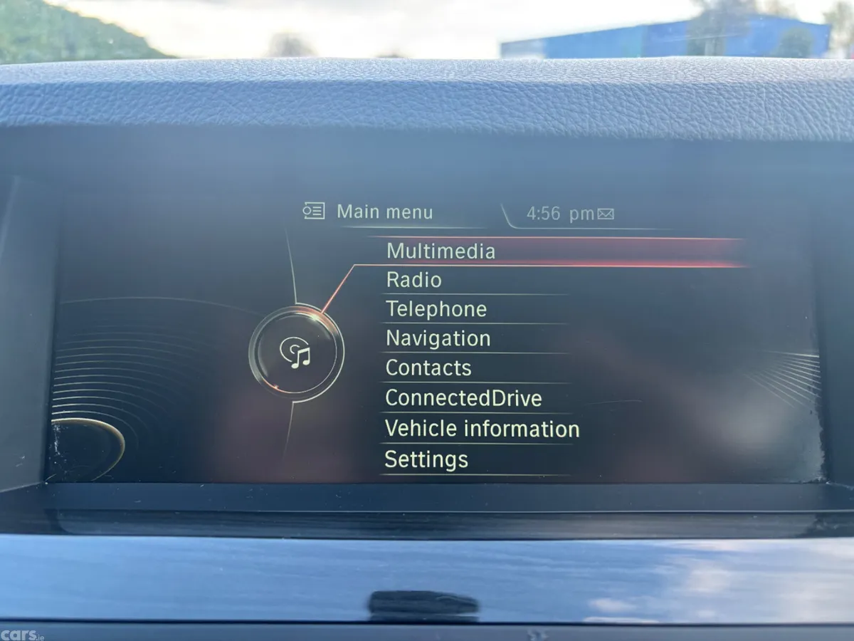 BMW 5-Series Saloon, Diesel, 2014, Blue